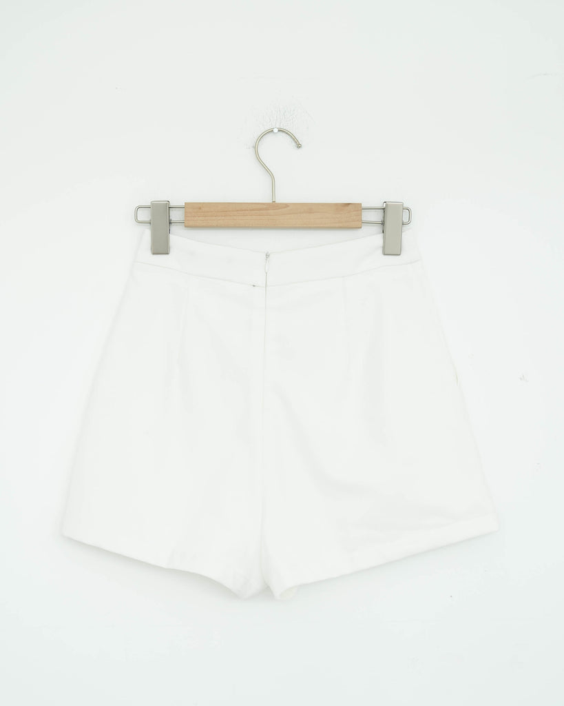 High Waisted Shorts (White)