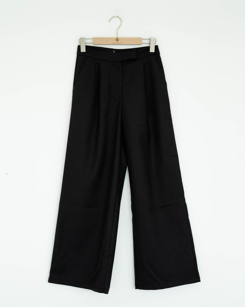 Charmane Straight Cut Trousers (Black)