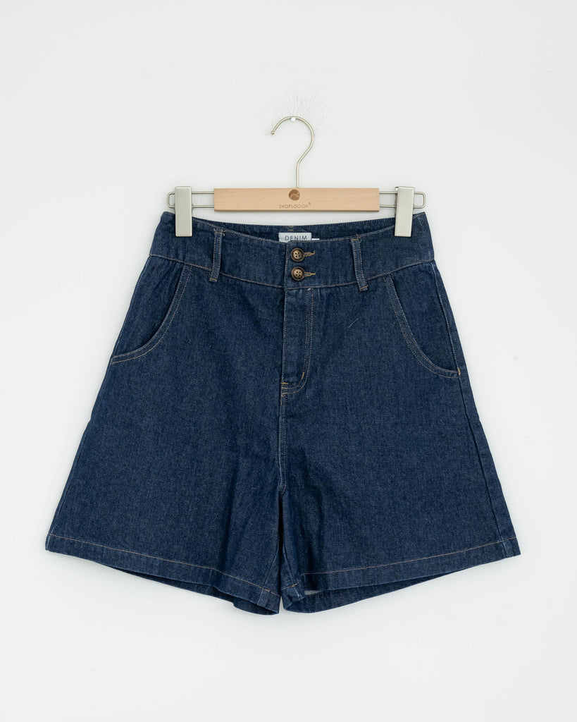 Jenner High Waist Denim Shorts (Denim)