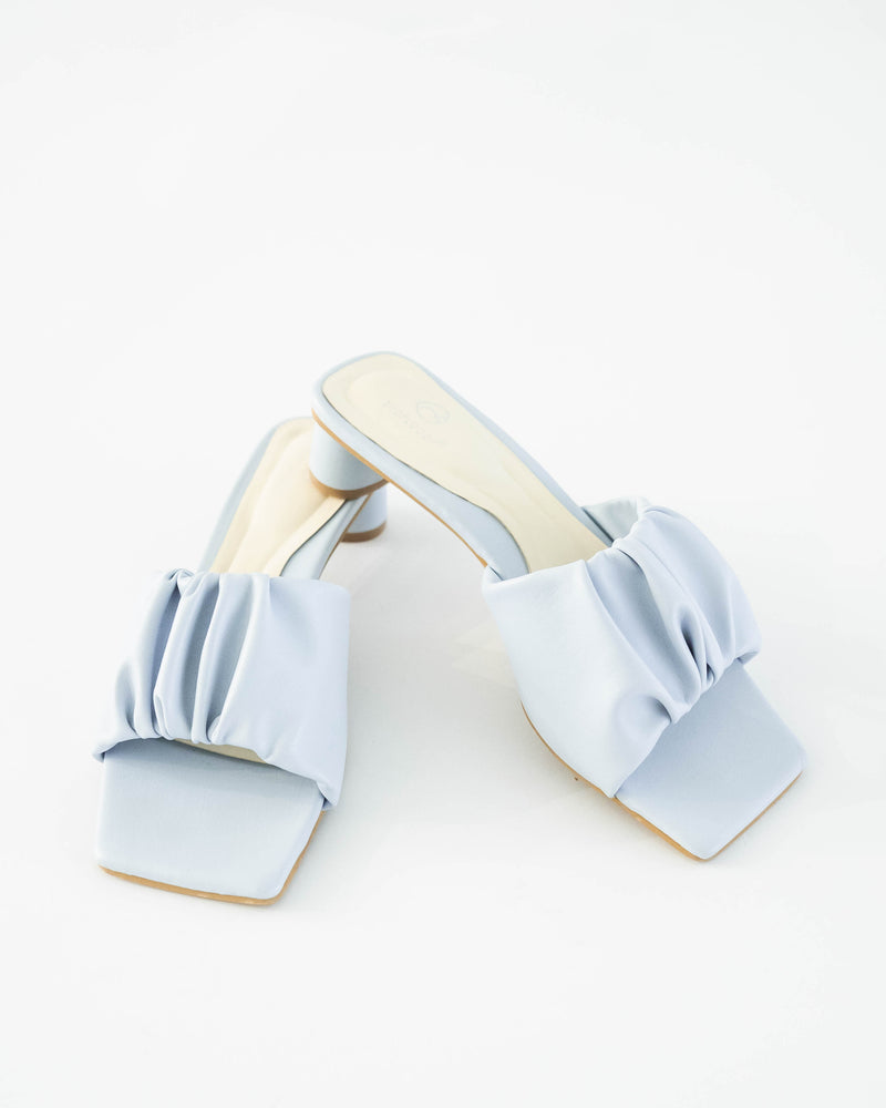 Carol Ruffles Pumps (Light Blue)