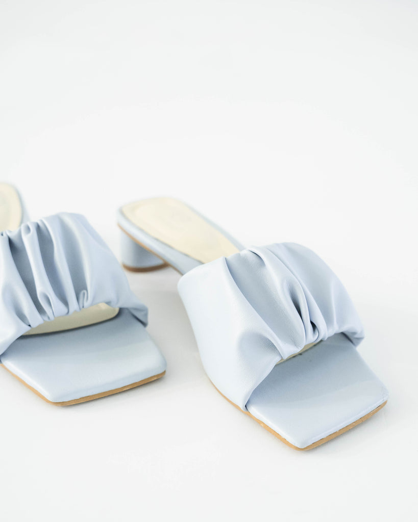 Carol Ruffles Pumps (Light Blue)