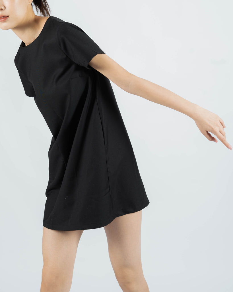 Basic A-line Dress (Black)