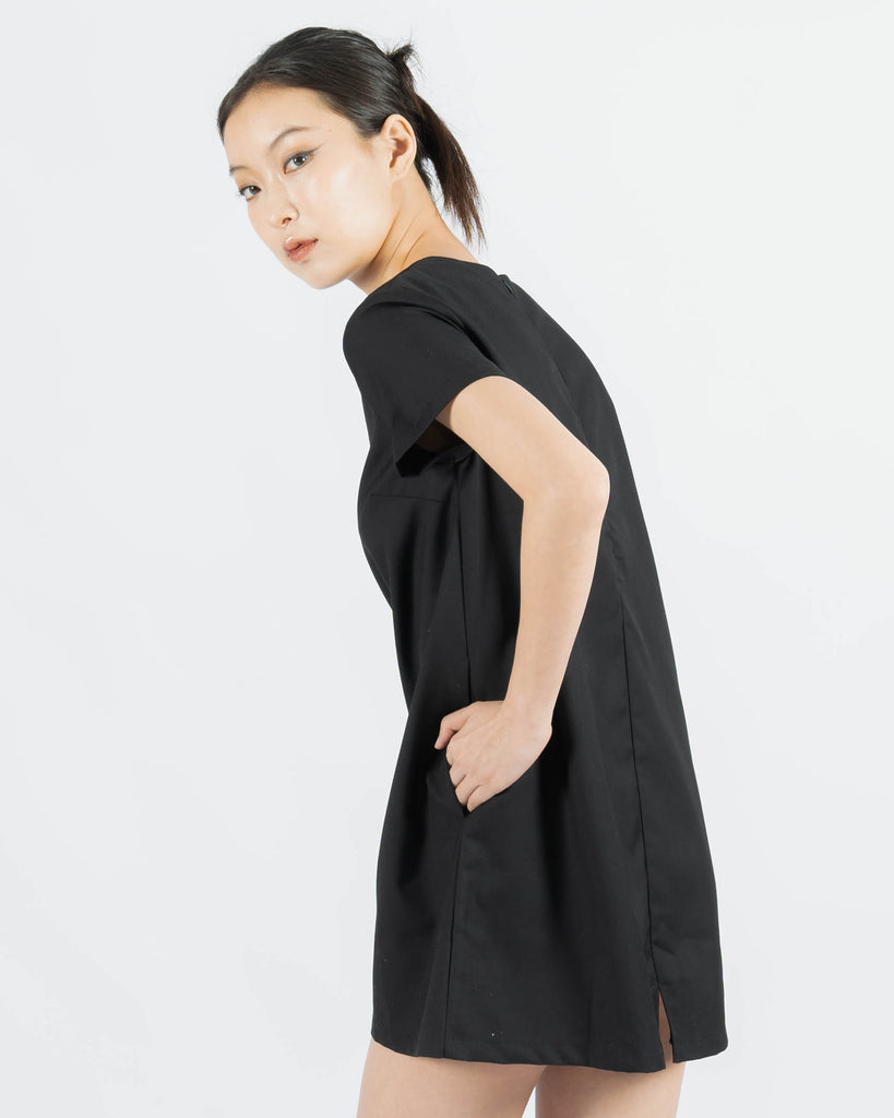 Basic A-line Dress (Black)
