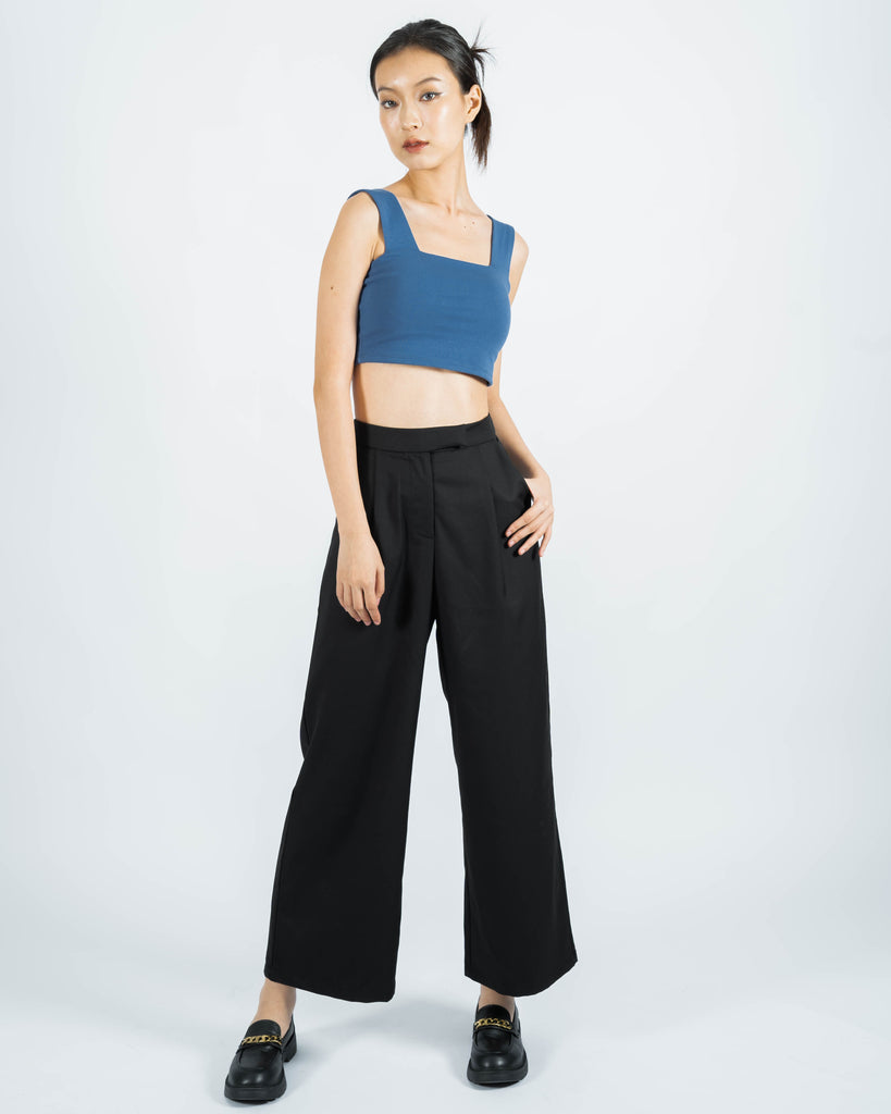 Classic Square Neck Crop Tank Top 1.0