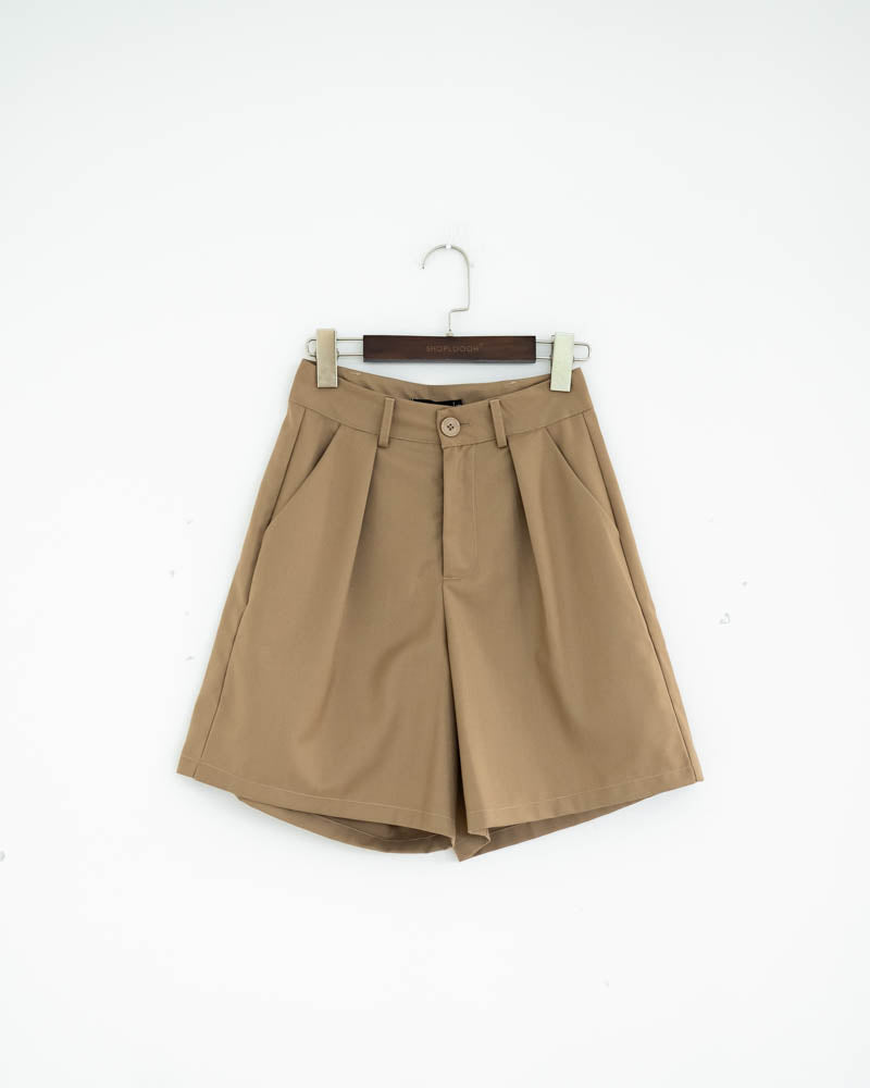 Joan Button Tailored Shorts (Khaki)