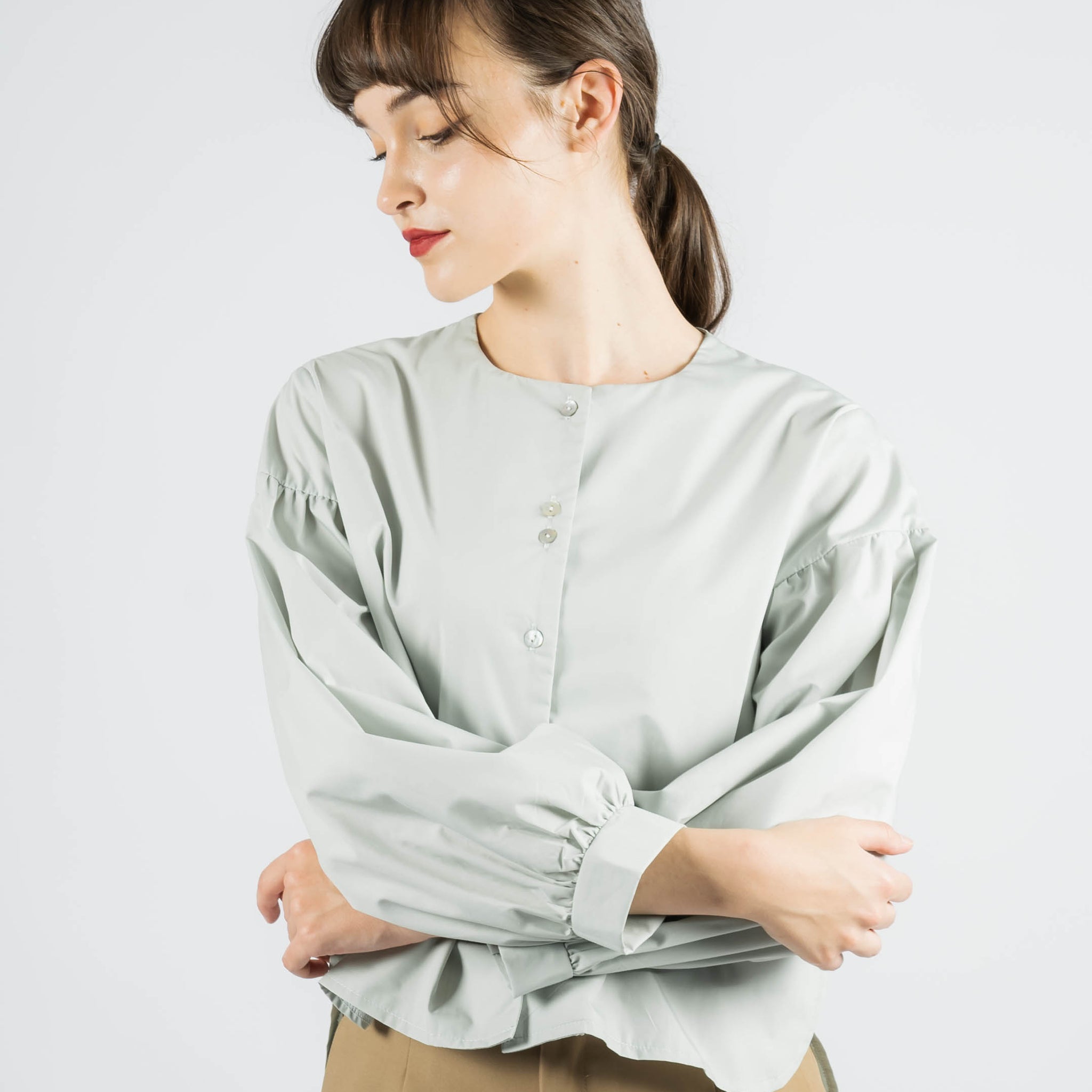 Relax Balloon Sleeve Blouse (Ash Green)