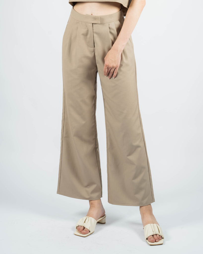 KHAKI