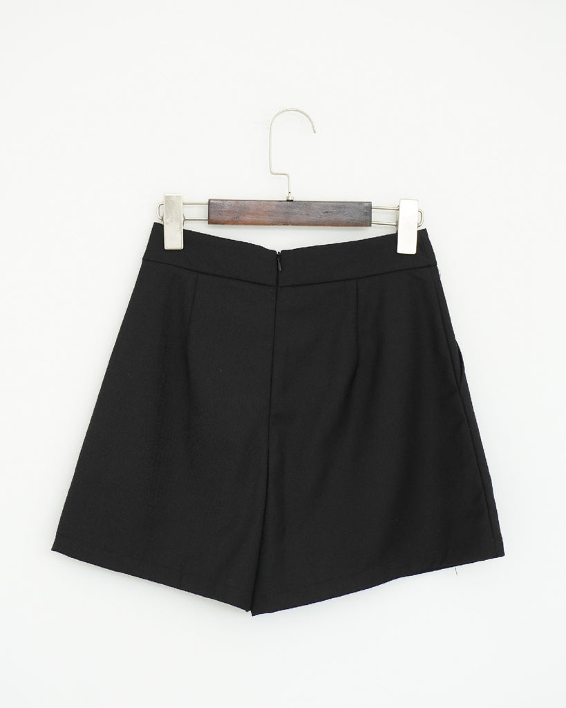 High Waisted Shorts (Black)