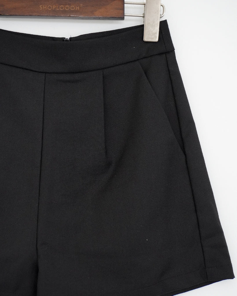 High Waisted Shorts (Black)