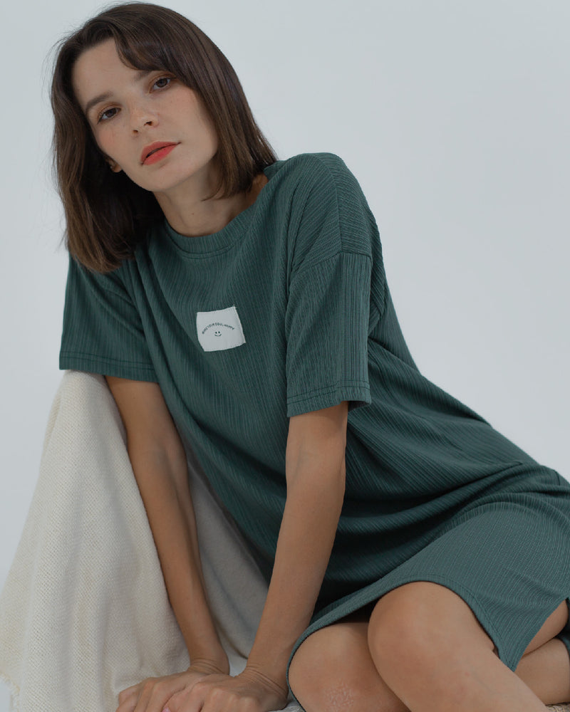DARK GREEN