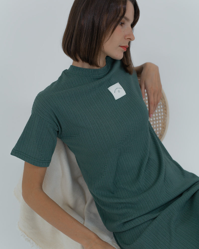 DARK GREEN